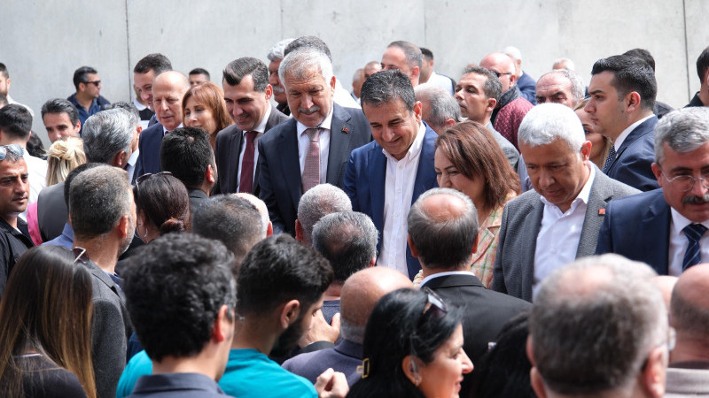CHP’DE ÇİFTE BAYRAM COŞKUSU 