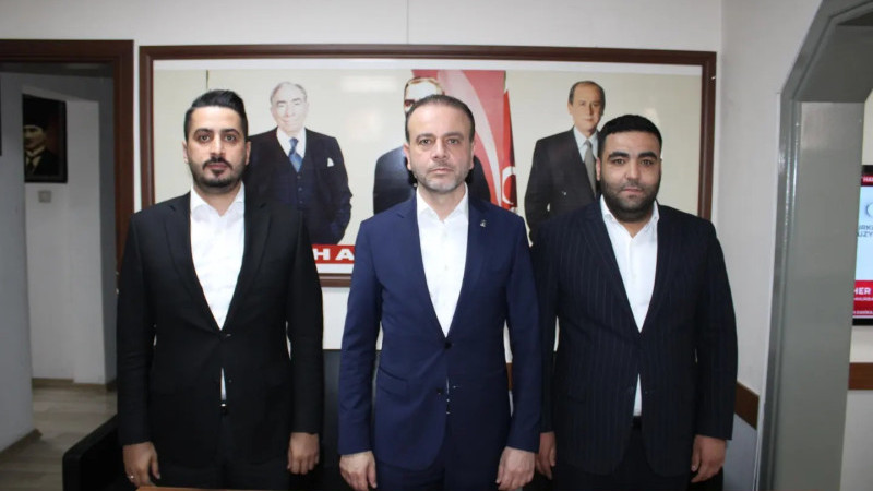 AK PARTİ ADANA İL BAŞKANLIĞINDAN MHP SEYHAN İLÇEYE ANLAMLI ZİYARET 