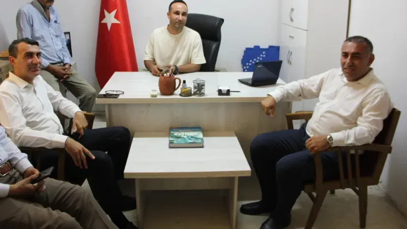 CHP'Lİ YÖNETİCİLERDEN REŞATBEY MUHTARLIĞINA ÖNEMLİ ZİYARET
