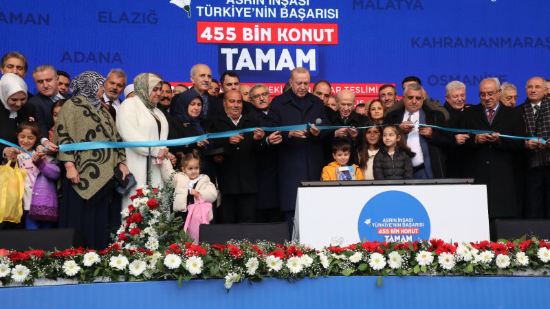 CUMHURBAŞKANI ERDOĞAN HATAY’DA 455 BİN KONUTUN KURA TÖRENİNE KATILDI