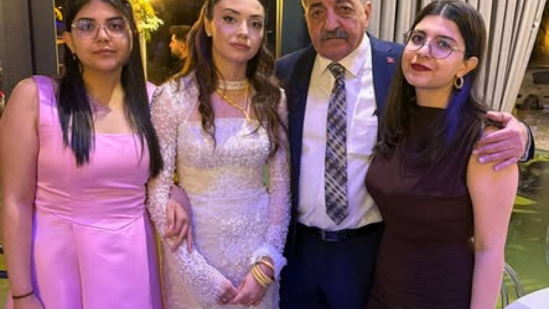 Bir Babadan Evladına Dua: Aybüke Nişanlandı