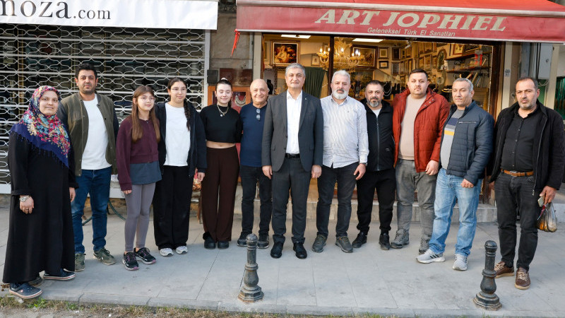 ADANA’DA RAMAZAN BEREKETİ SOKAKLARA TAŞTI: VALİ MUSTAFA YAVUZ ESNAFLA BULUŞTU