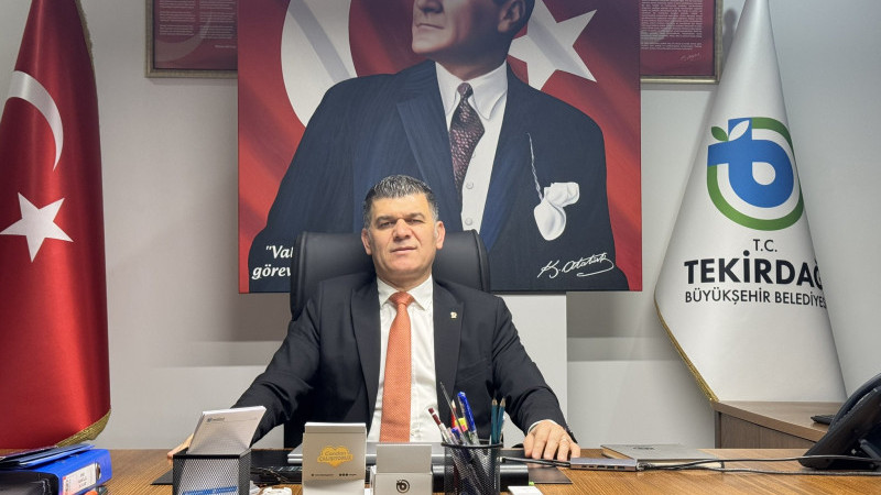 DOÇ. DR. HALİSÇELİK:  VATANINI EN ÇOK SEVEN GÖREVİNİ EN İYİ YAPANDIR