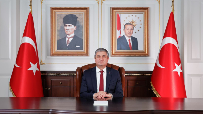 Adana Valisi  Mustafa Yavuz’dan 18 Mart Mesajı