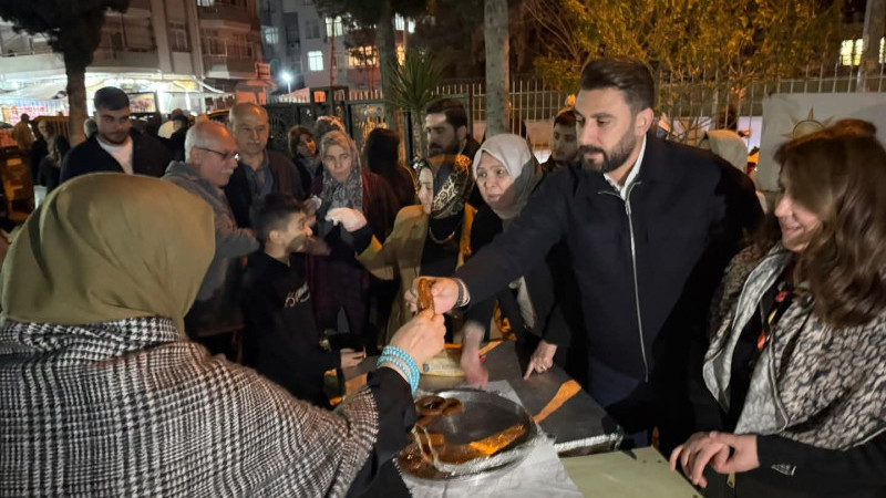 AK PARTİ ÇUKUROVA İLÇE TEŞKİLATI RAMAZAN’DA BİRLİK VE BERABERLİĞİ PEKİŞTİRİYOR