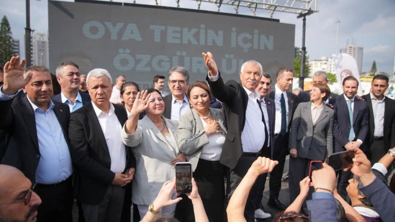 SEYHAN’DA ADALET YERİNİ  BULANA KADAR KARARLILIK MESAJI: OYA TEKİN İÇİN DEV BULUŞMA