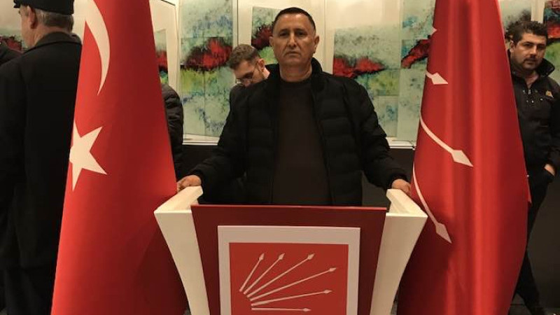 DAĞLIOĞLU MAHALLESİ'NDE CHP'YE VEFA ŞOKU: MEHMET ESER İSTİFA ETTİ!