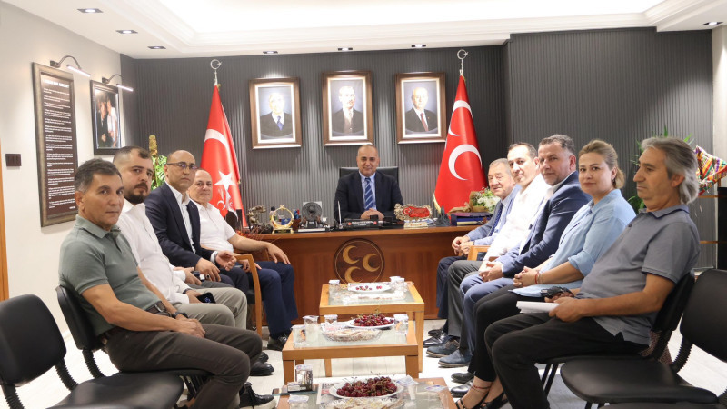 MHP Adana İl Başkanlığı’na Ziyaretçi Akını: Türk-İş ve Haber-İş’ten Hayırlı Olsun Ziyareti