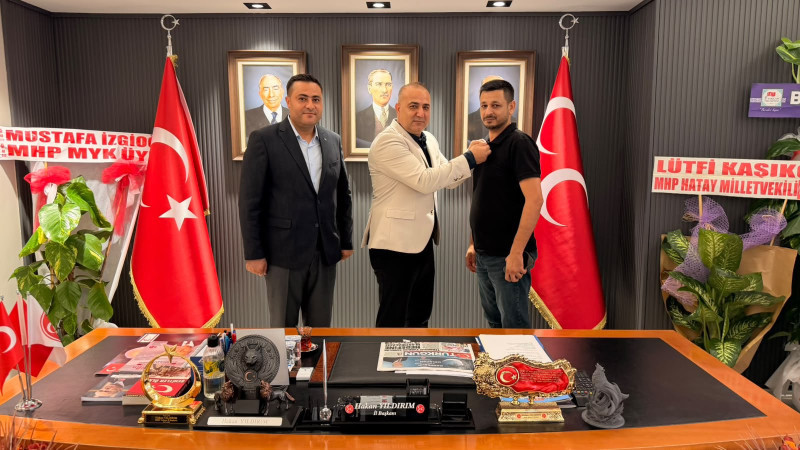 Adana’da MHP’ye katılım coşkusu 