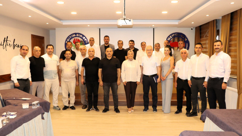 EĞİTİM-BİR-SEN ADANA’DA MUSTAFA SARIGEÇİLİ ADAYLIĞINI AÇIKLADI!