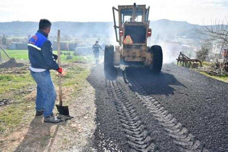 Çukurova’da 6 mahallede asfalt çalışması