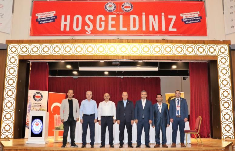 EĞİTİM-BİR-SEN’DE MEHMET SEZER YENİDEN BAŞKAN