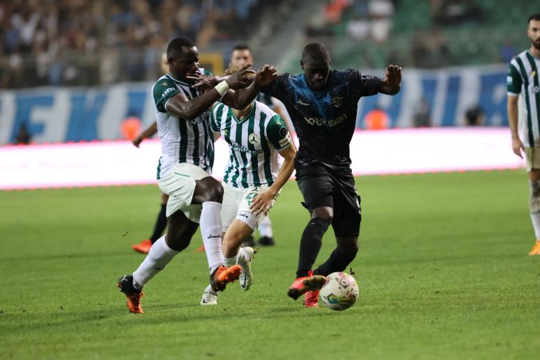 Giresun'da gol düellosu şimşeğin