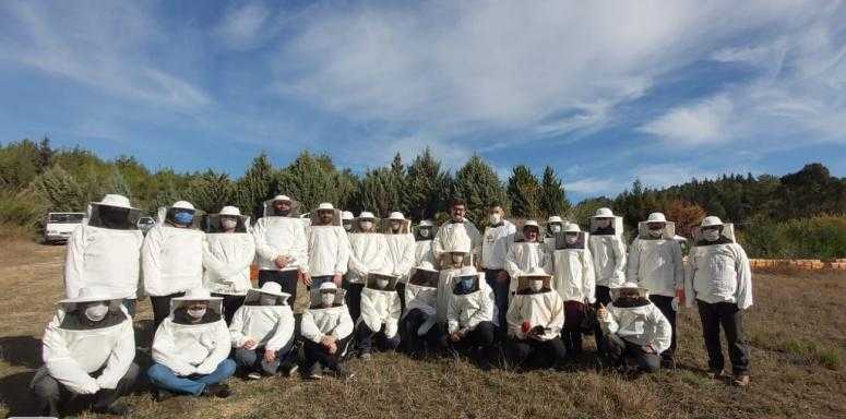 TOROS KADIN KOOPERATİFİ ARICILIK KURSUNU TAMAMLADI