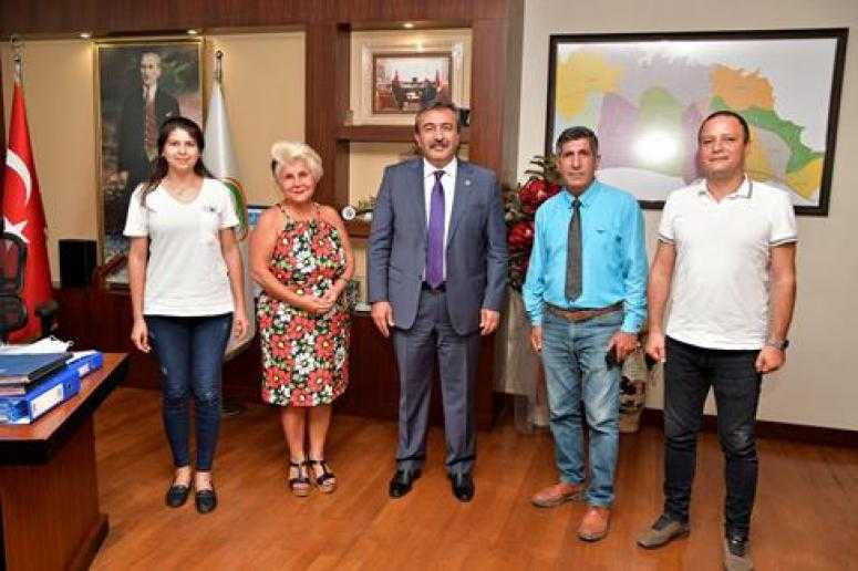 Hayvan severler Çukurova’yı Türkiye’ye örnek gösterdi