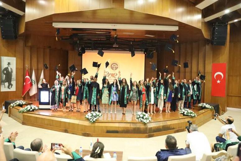 Çukurova Üniversitesi Ziraat Fakültesi Mezunlarını Uğurladı